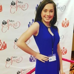 Meet your Posher, Julie